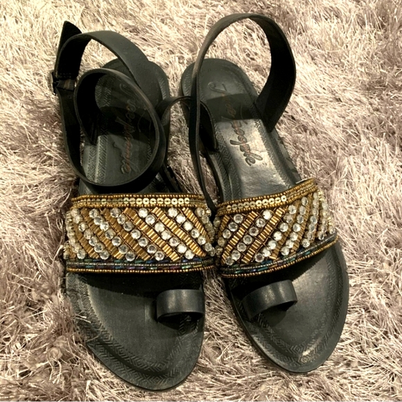 NWOT Free People Sun Peaks Embellished - Picture 2 of 3